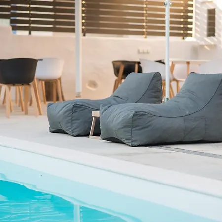 Riviere Paros Hotel *