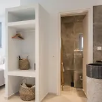 Riviere Paros فندق ناوسا