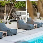 Riviere Paros * ناوسا