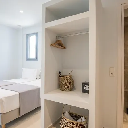 Riviere Paros 酒店 纳乌萨