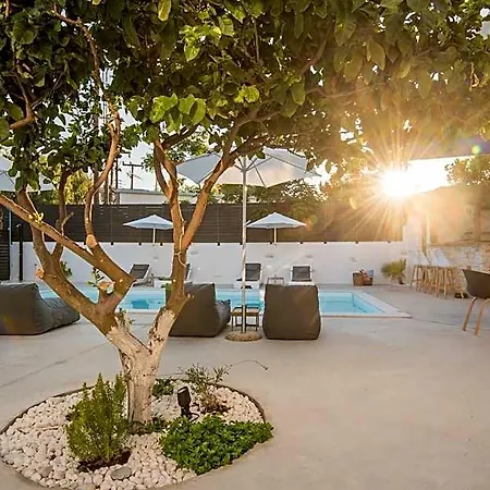 Hotel Rivière Paros *