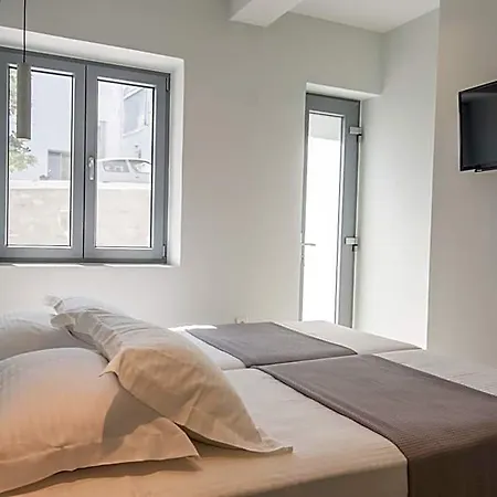 Riviere Paros 酒店 纳乌萨